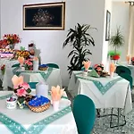 Hotel Pietra 3*