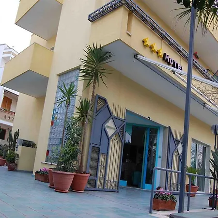 Pietra Hotel 3*