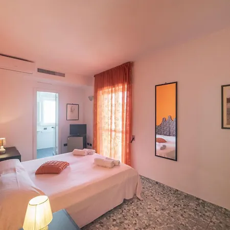 Hotel Pietra 3*